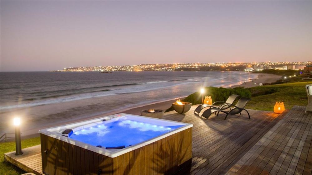 African Oceans Manor on the Beach